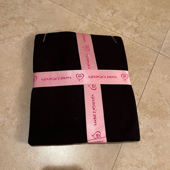 NWT VICTORIA SECRET LONG SLEEVE PJ SLIP DRESS SIZE M - Picture 4 of 7